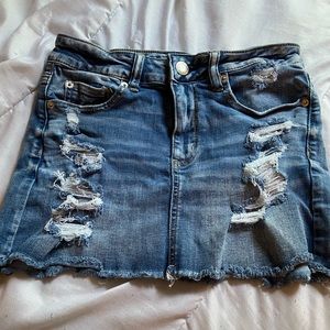Size 4 Women’s AEO Stretchy Skirt